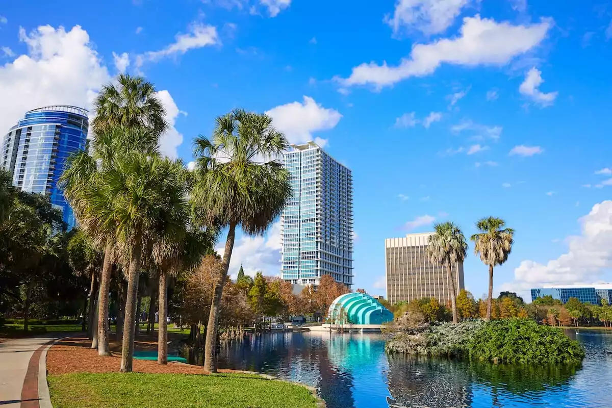 Eola-Florida-lake-in-US.jpeg