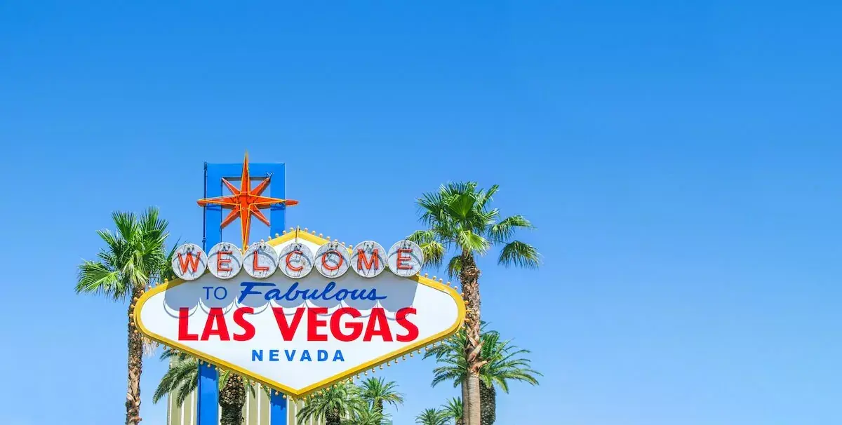Iconic-Welcome-to-Las-Vegas-sign.jpg