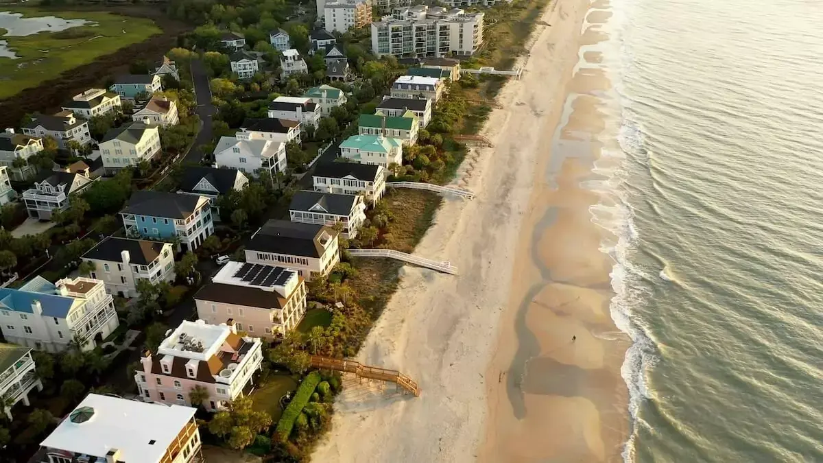 beautiful-beachfront-houses.jpeg