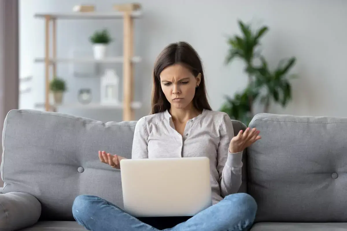 confused-woman-looking-at-her-laptop.jpeg