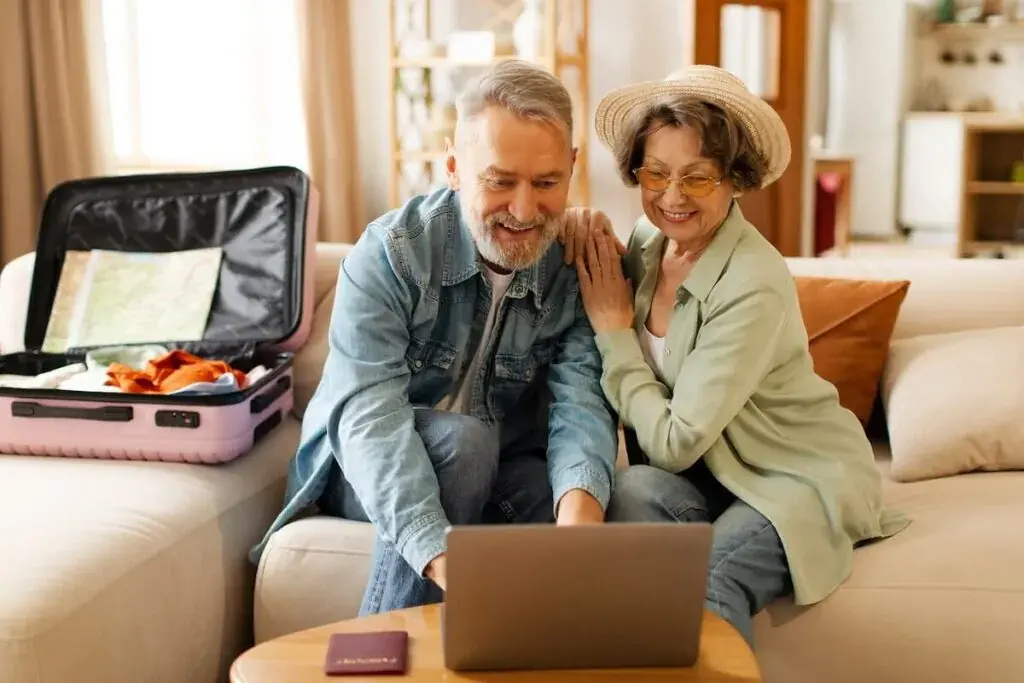 senior-couple-using-a-laptop-1024x683.jpeg