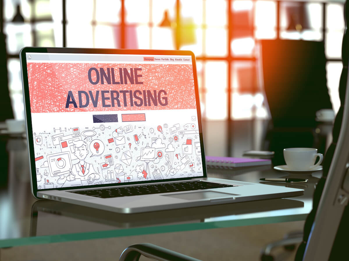 ONLINE ADVERTISING on a laptop screen