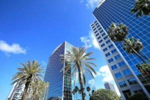 How do I cancel my Holiday Inn Club Vacation timeshare: city buildings and palm trees