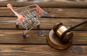 How to Use Consumer Protection Laws in Timeshare Exit: gavel and a miniature shopping cart